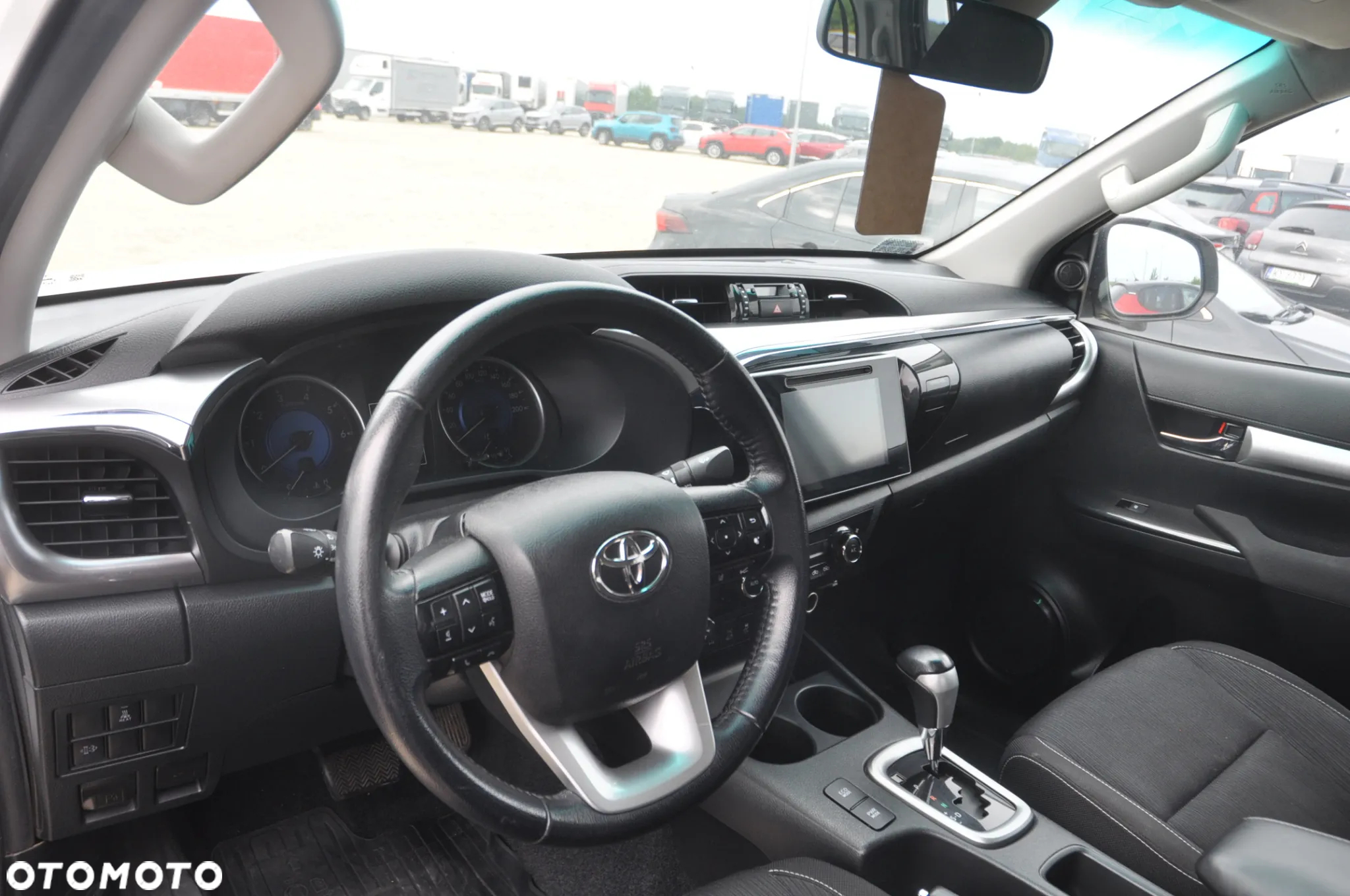 Toyota Hilux 2.4 D-4D Double Cab SR5 4x4 - 16