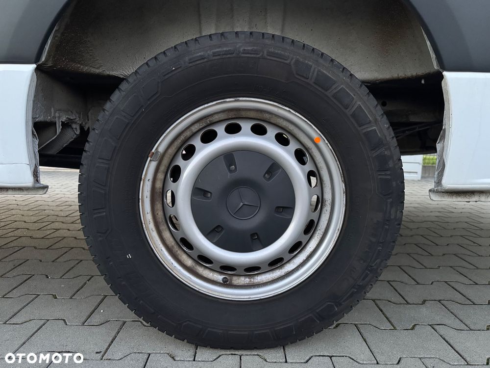 Mercedes-Benz Sprinter 317 CDI Euro 6 1950ccm - 170KM 3,5t 2023 Furgon Blaszak - 30