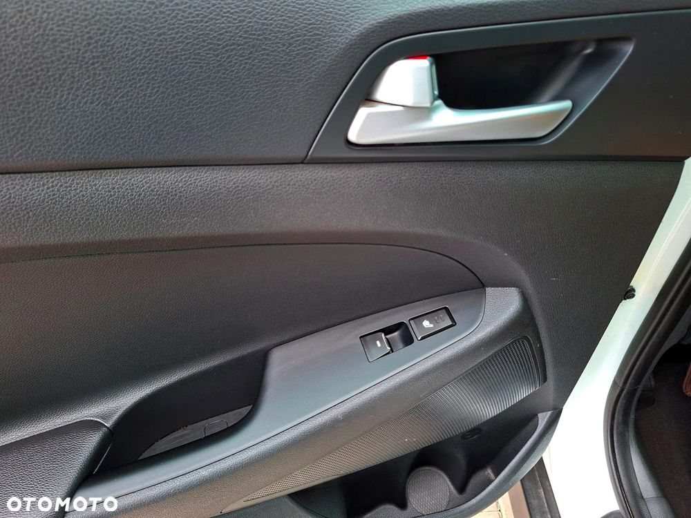 Hyundai Tucson 1.6 GDi 2WD Premium - 35