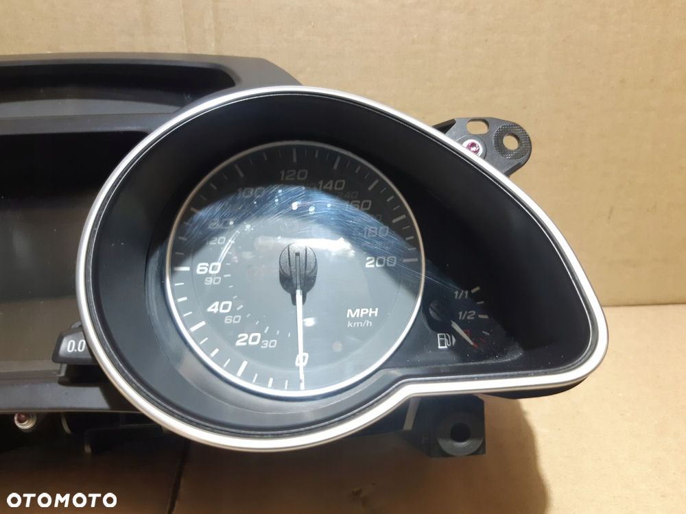 AUDI S5 A5 8T 4.2 FSI LICZNIK ZEGARY UK 8T0920981C - 5