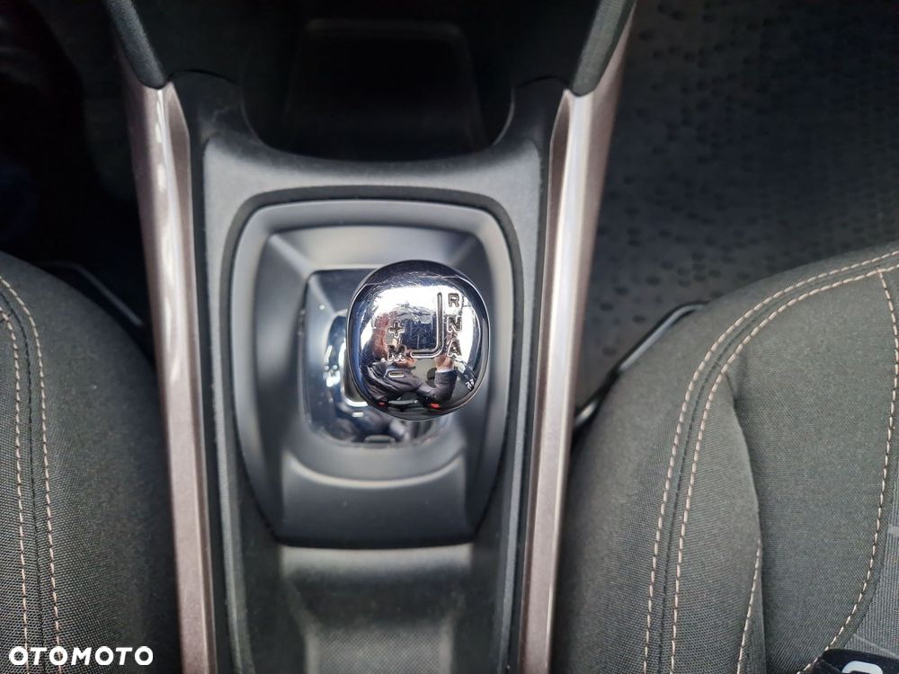 Peugeot 2008 - 23