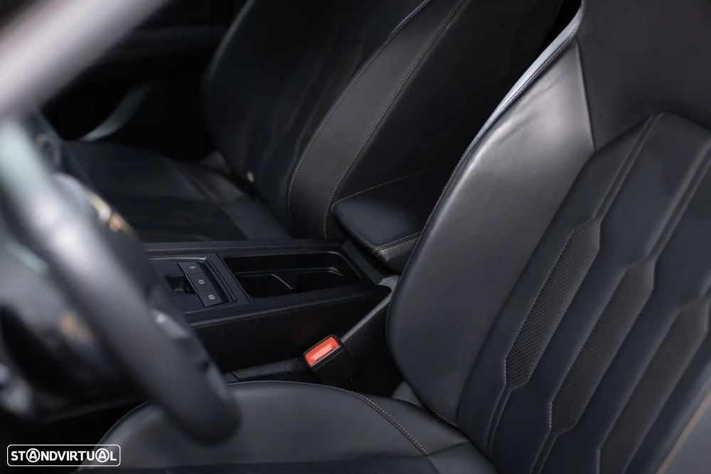 Cupra Formentor 1.4 e-Hybrid DSG VZ - 44