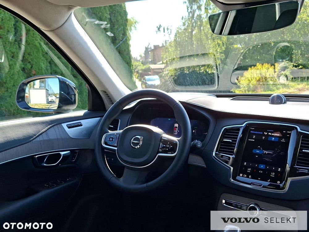 Volvo XC 90 - 12