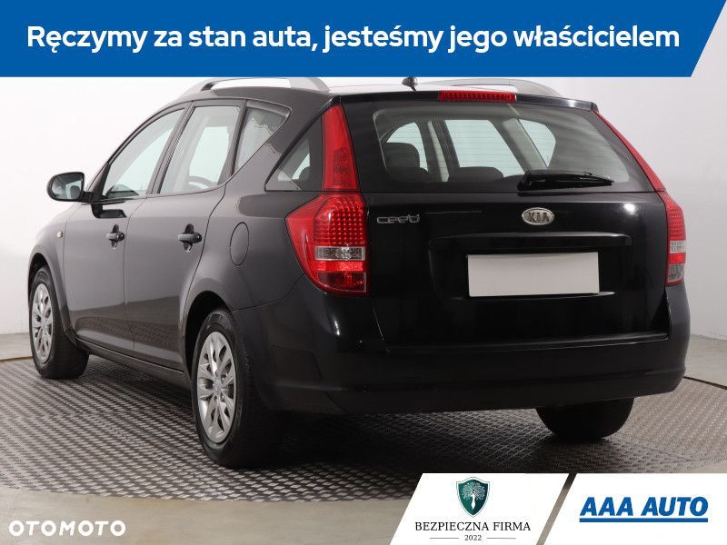Kia Ceed - 5