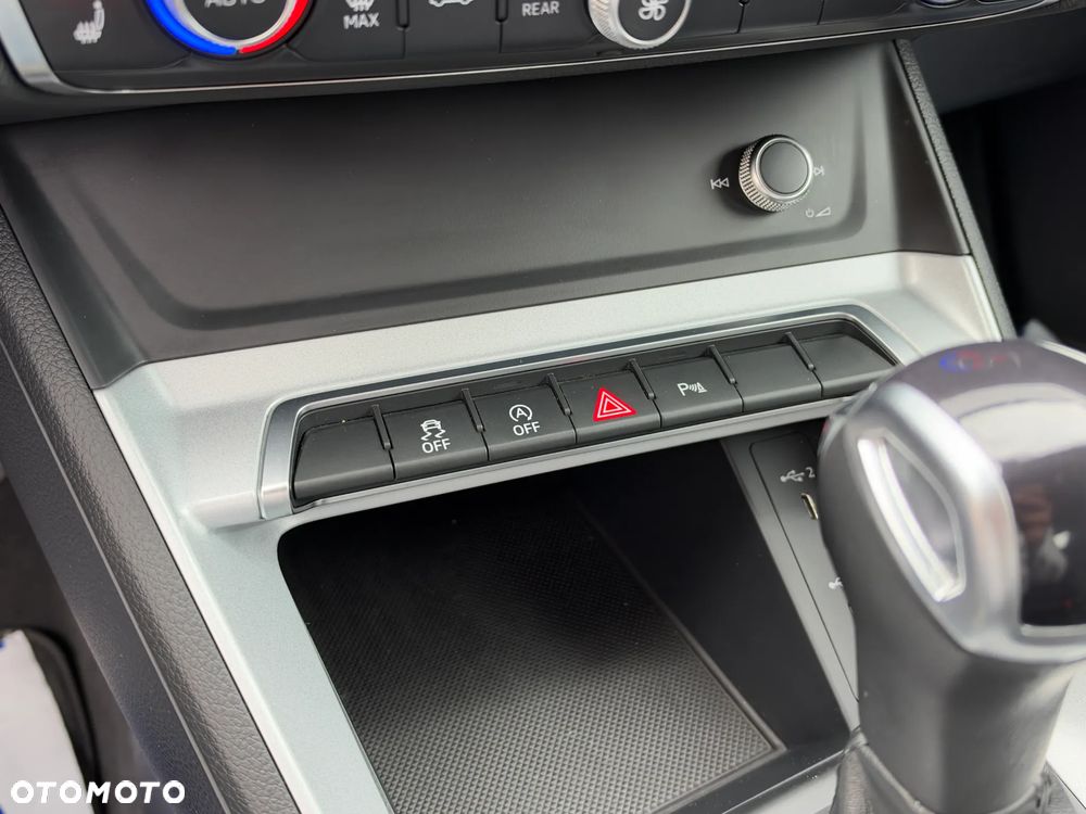 Audi Q3 35 TFSI mHEV S tronic - 23