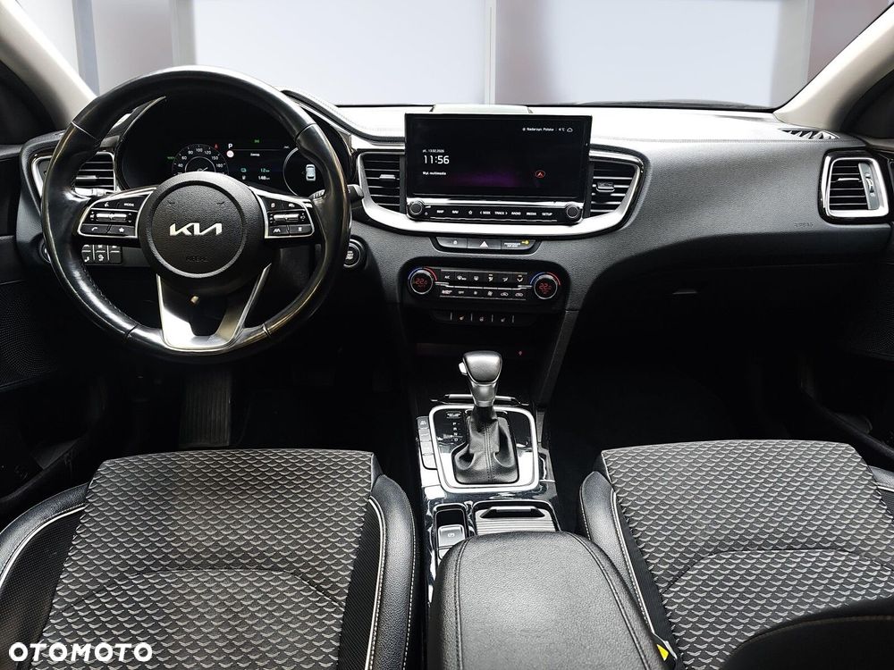 Kia Ceed 1.6 GDI PHEV Business Line DCT - 8