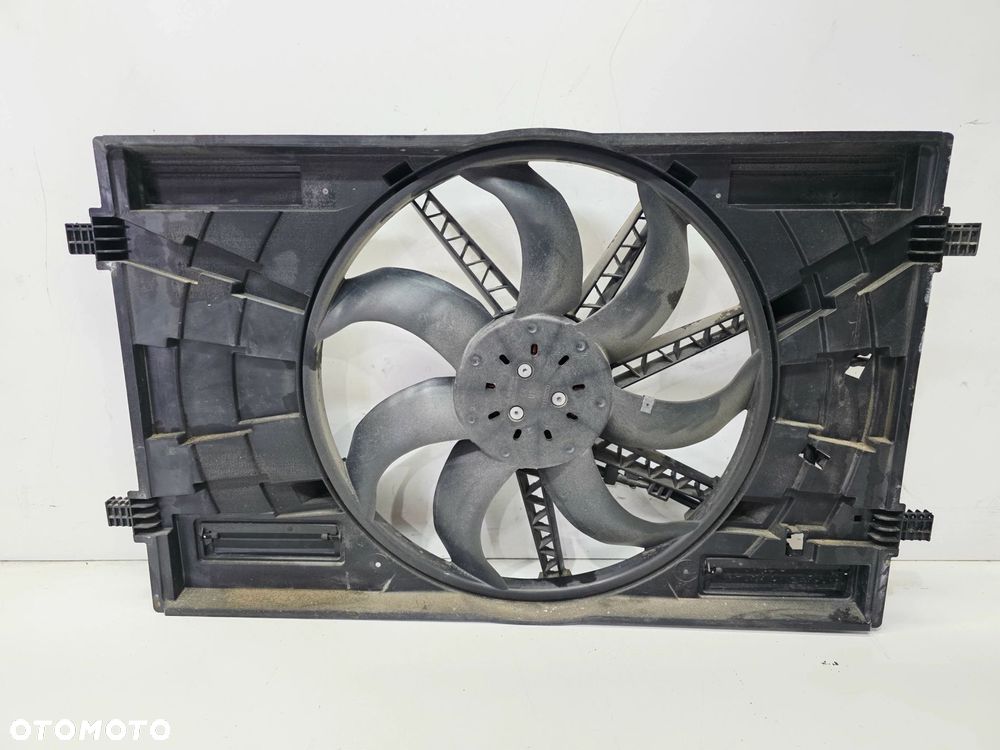 WENTYLATOR + OBUDOWA AUDI VOLKSWAGEN SEAT SKODA 5Q0121203DQ - 1
