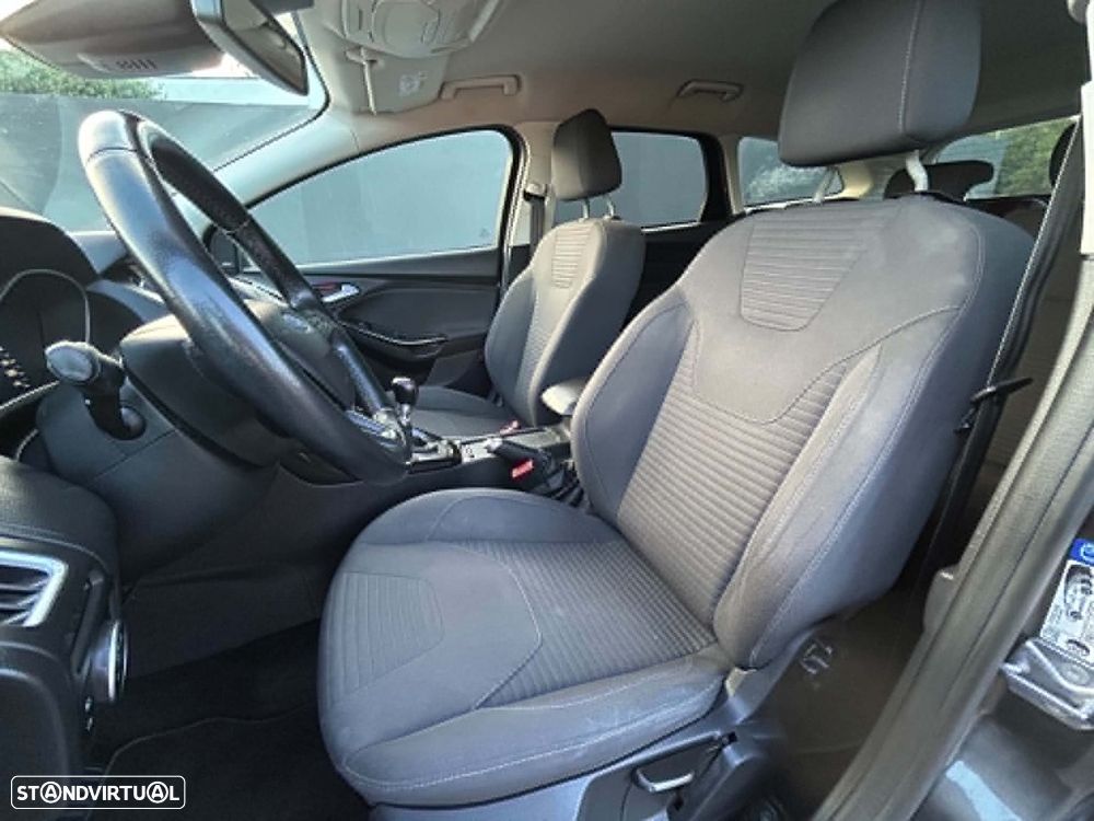 Ford Focus SW 1.5 TDCi Titanium - 8