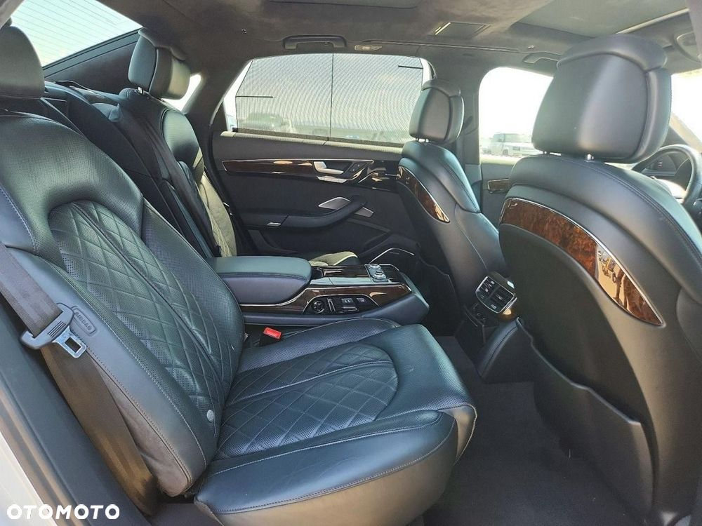 Audi A8 4.0 TFSI L Quattro - 9