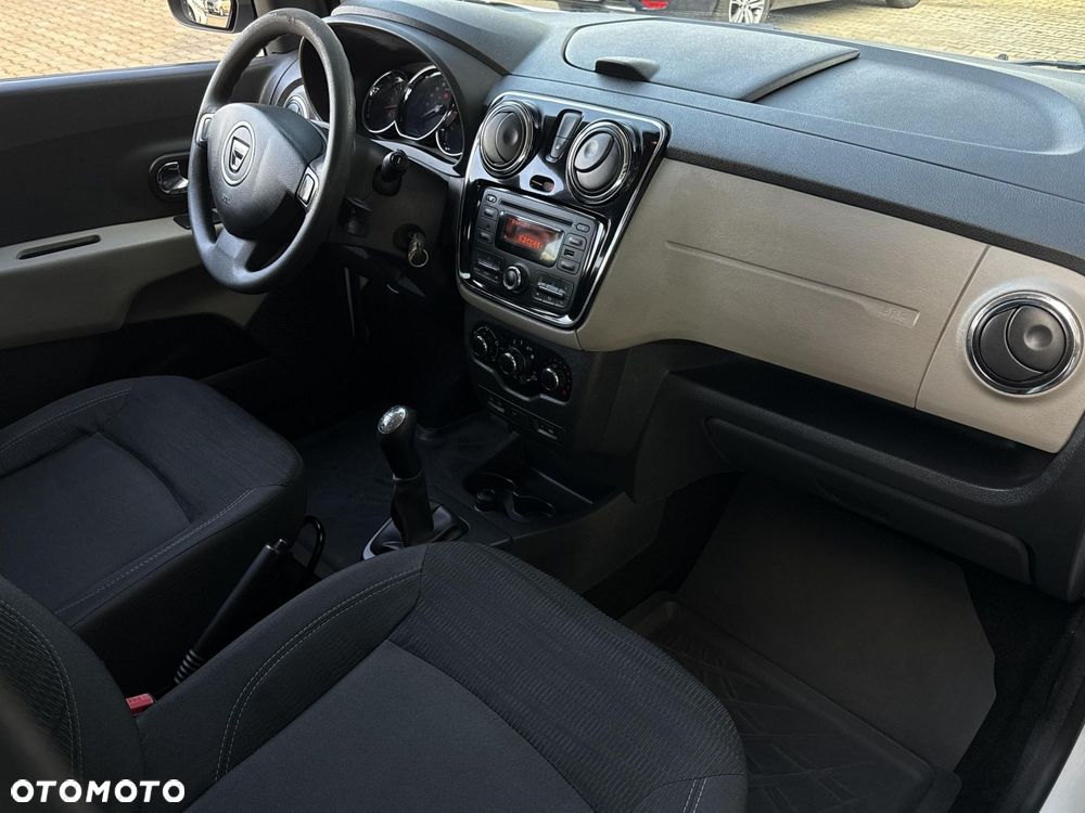 Dacia Lodgy 1.6 SCe Laureate S&S - 10
