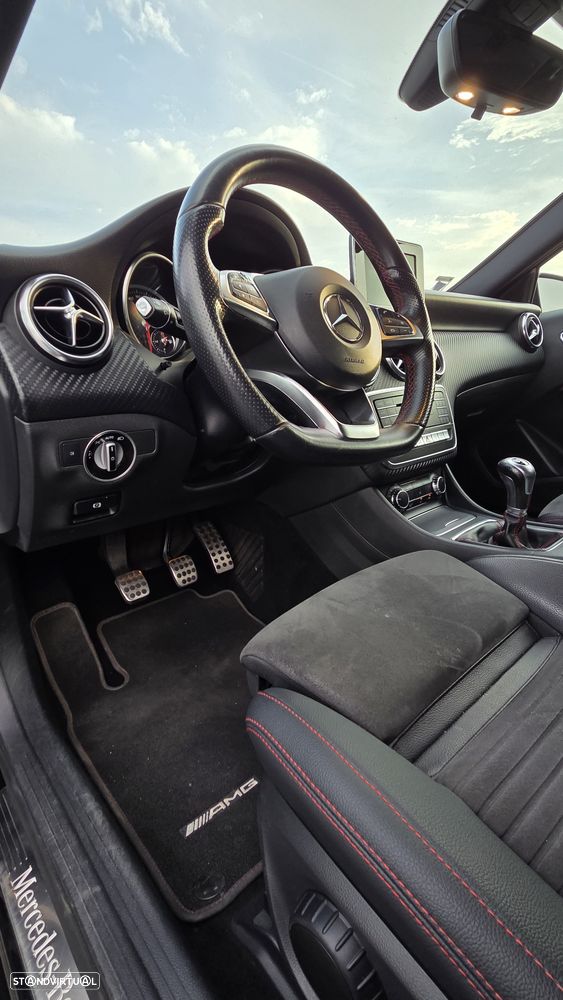 Mercedes-Benz A 180 CDI AMG Line - 12