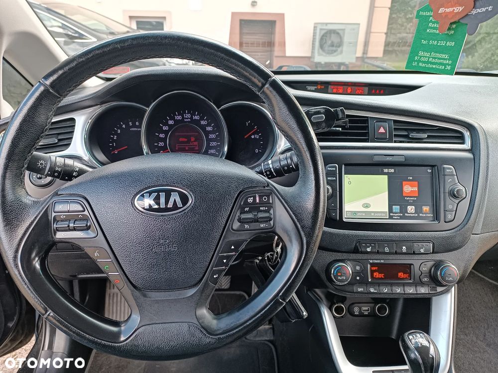 Kia Ceed 1.6 CRDi L - 17