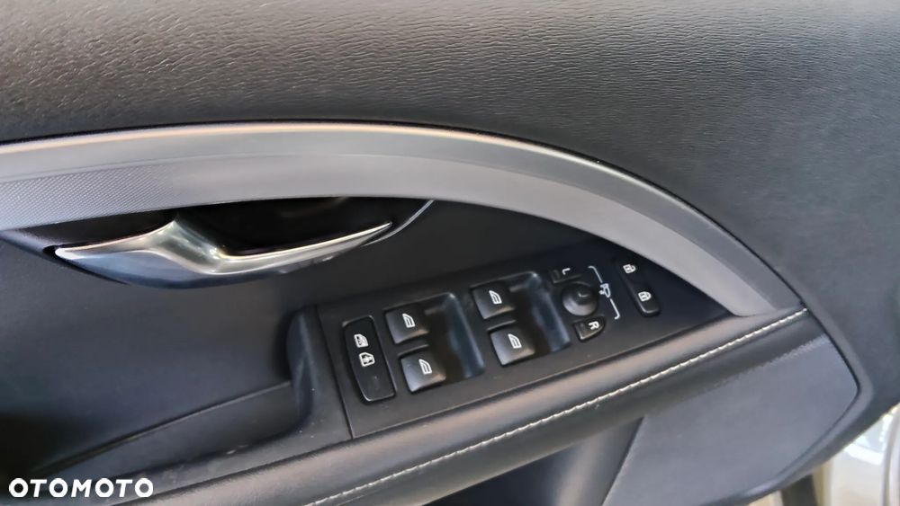 Volvo V70 D2 Geartronic Powershift Momentum - 21