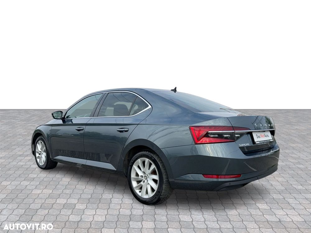 Skoda Superb 2.0 TDI DSG Ambition - 3