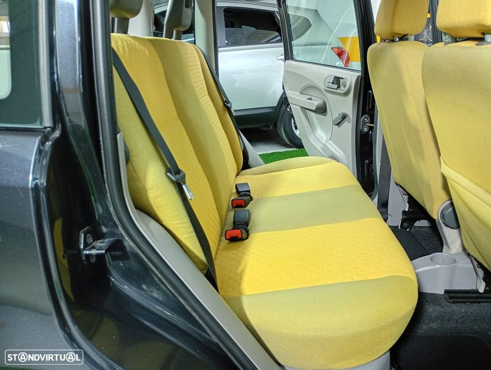 Fiat Panda 1.1 Active - 27