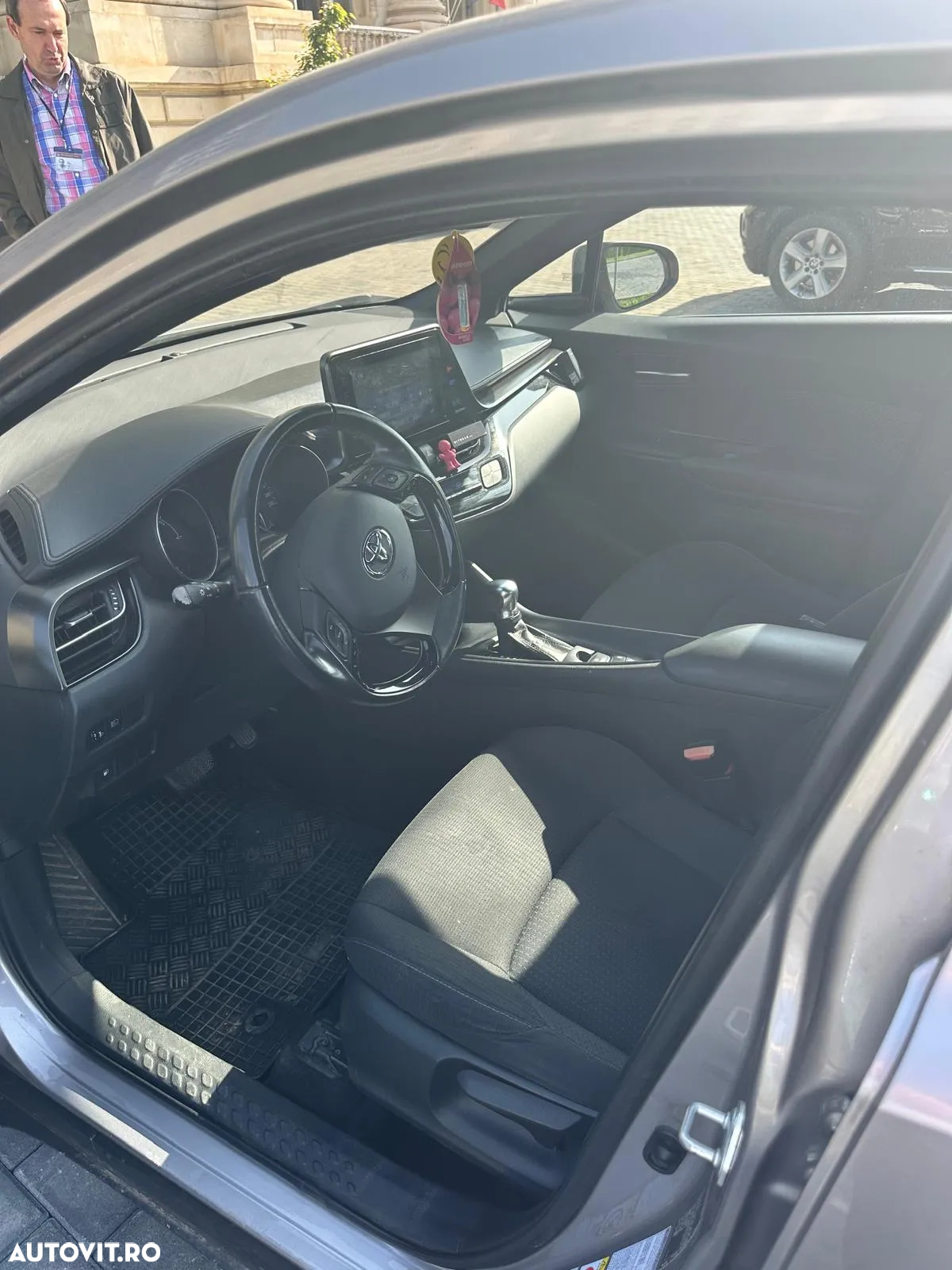 Toyota C-HR 1.8 HSD 4x2 CVT C-enter - 6