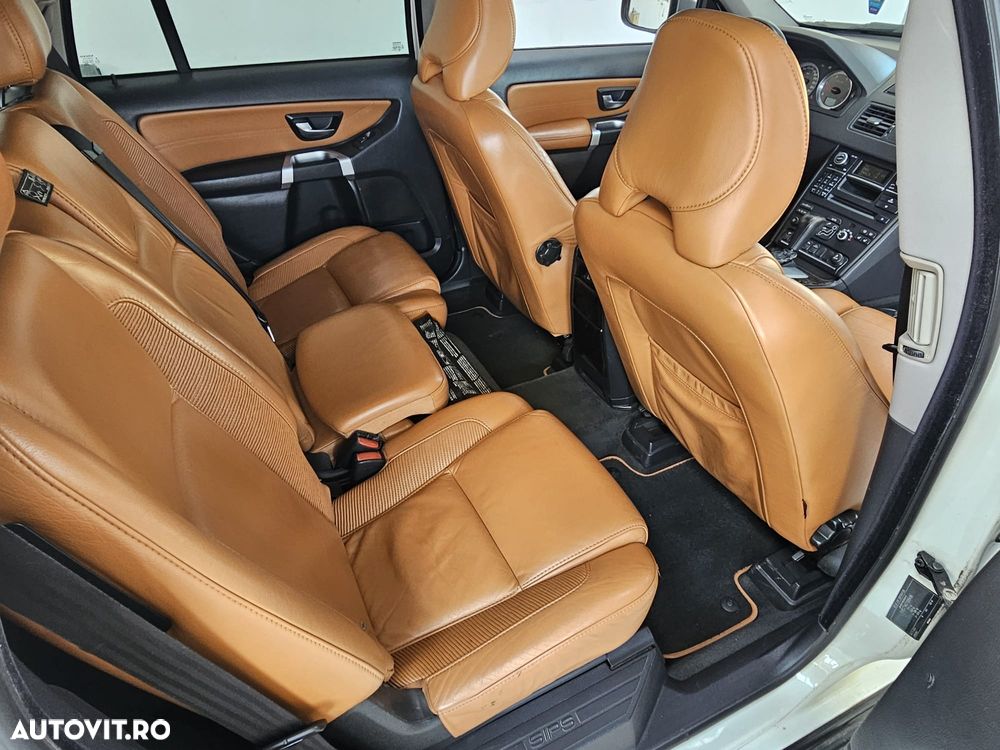 Volvo XC 90 - 6