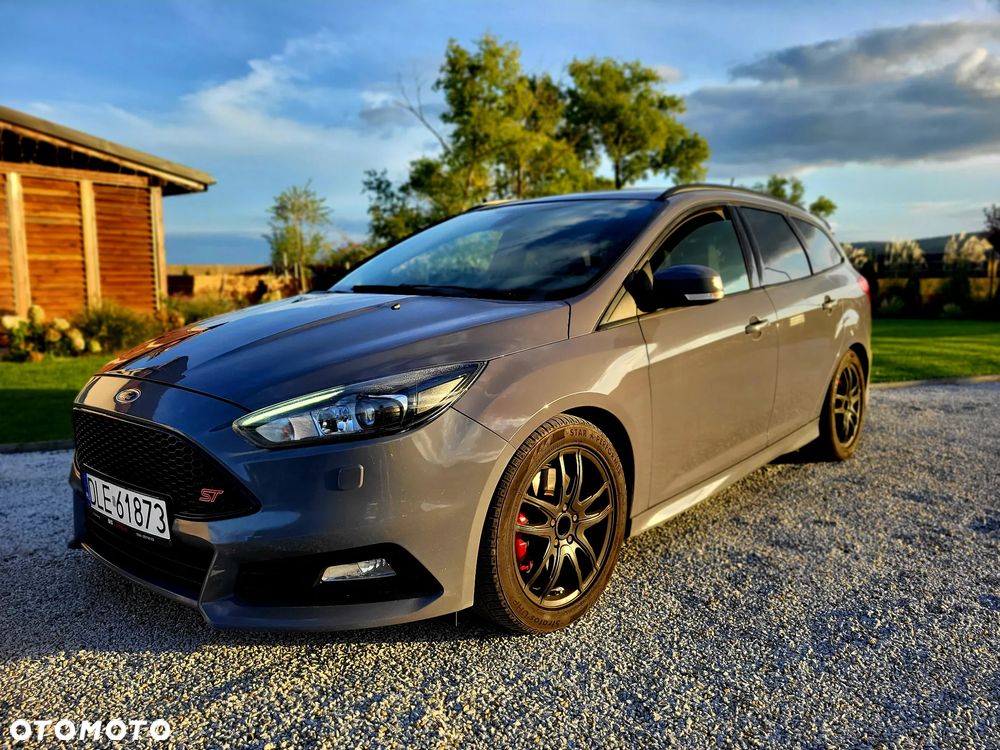 Ford Focus 2.0 TDCi ST-2 PowerShift - 4