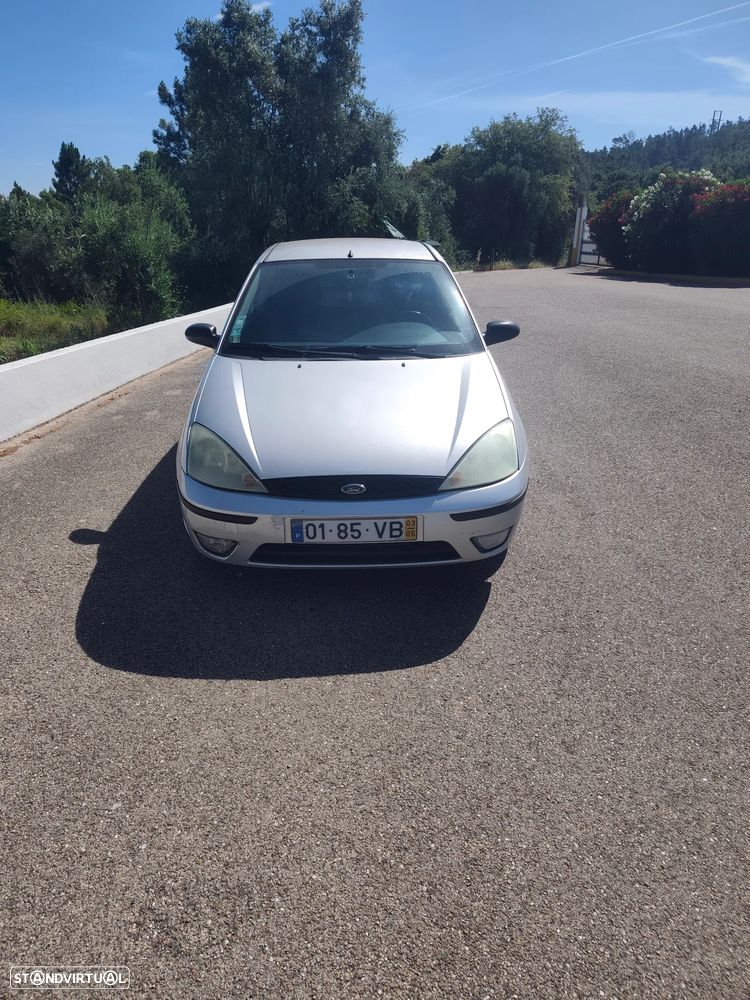 Ford Focus 1.8 TDdi Trend - 4