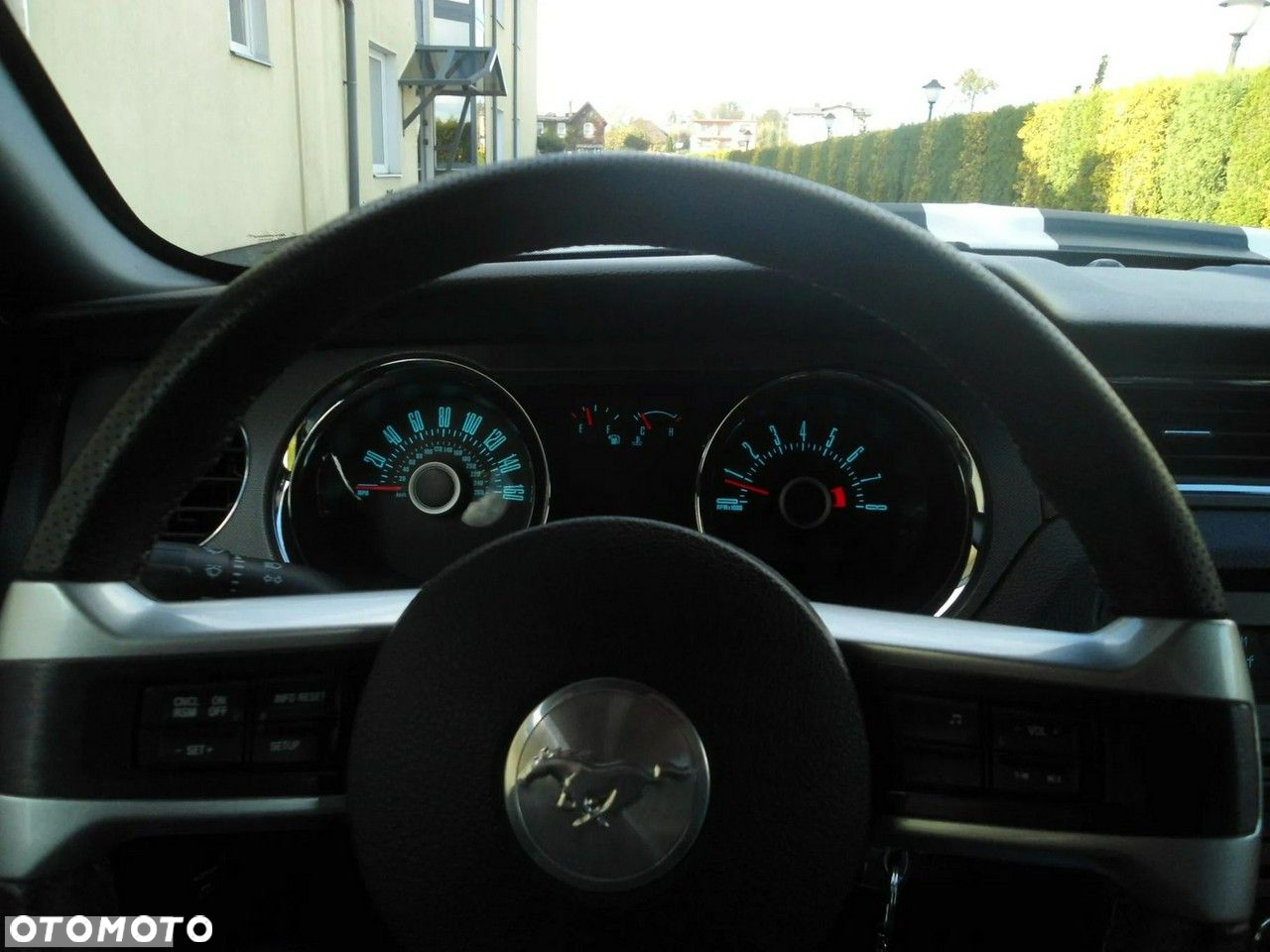 Ford Mustang - 22