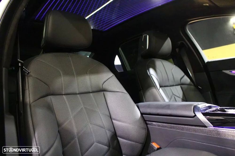 BMW i7 eDrive50 - 18