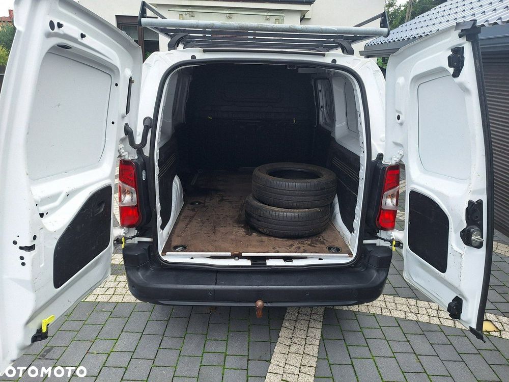 Opel Combo - 16