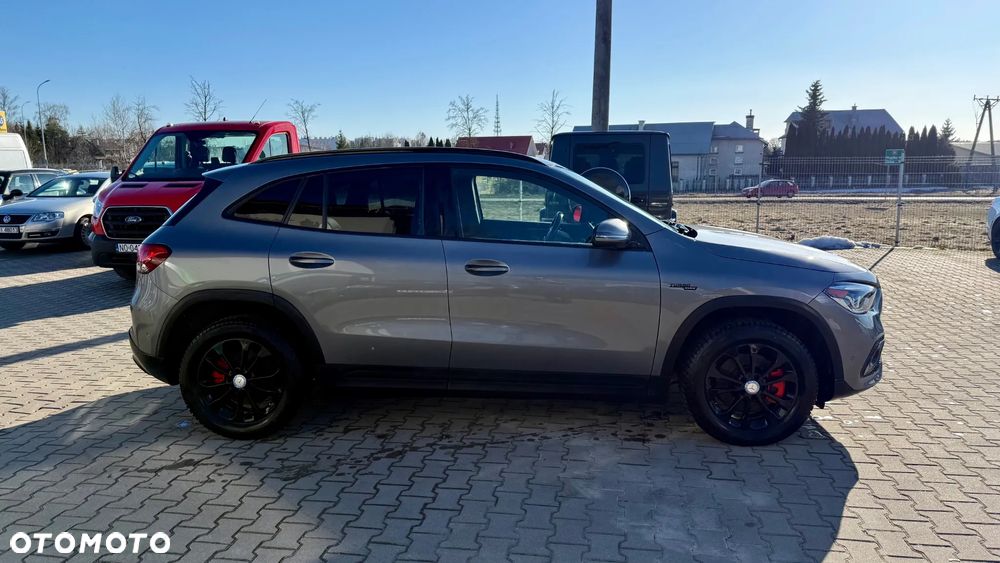 Mercedes-Benz GLA 250 4-Matic AMG Line - 4