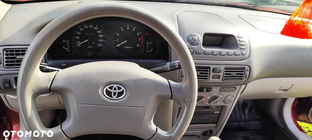 Toyota Corolla 1.4 VVT-i Terra - 22