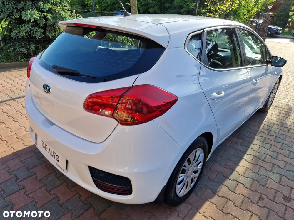 Kia Ceed 1.4 S - 38