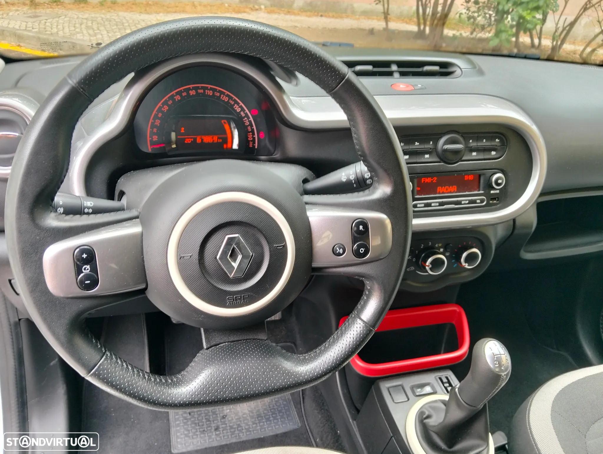 Renault Twingo 1.0 SCe Limited - 17