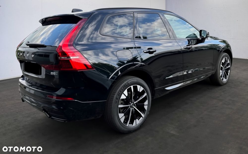 Volvo XC 60 B5 B AWD Ultra Dark - 4