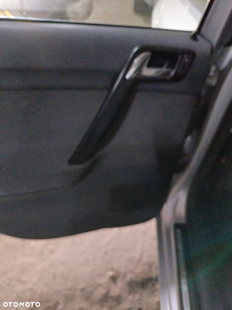 Volkswagen Polo 1.4 16V Comfortline - 19