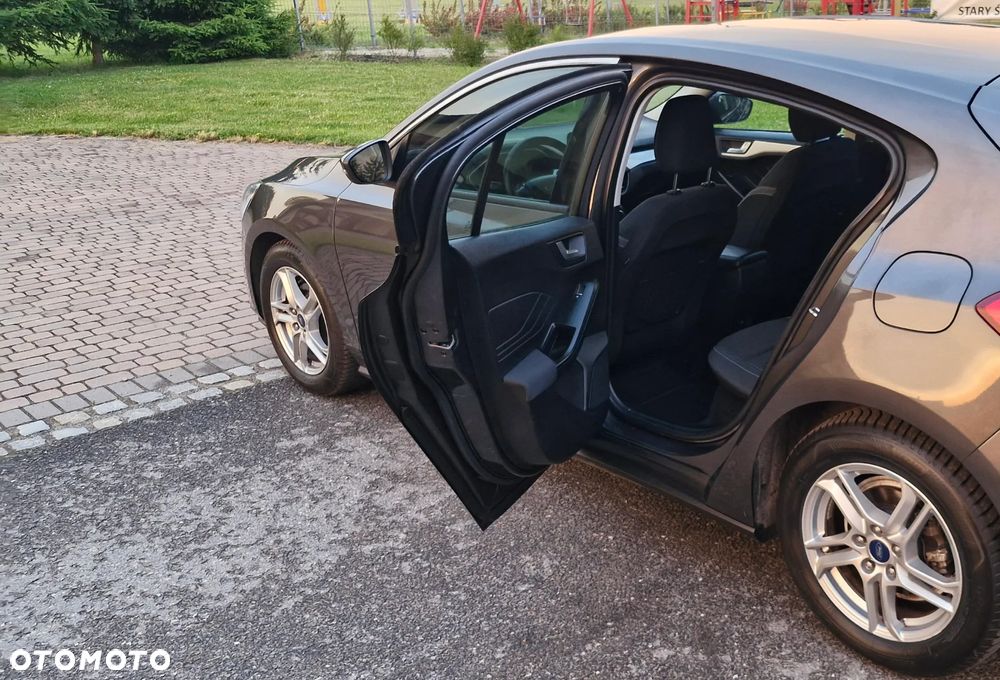 Ford Focus 1.0 EcoBoost Trend Edition Business - 33