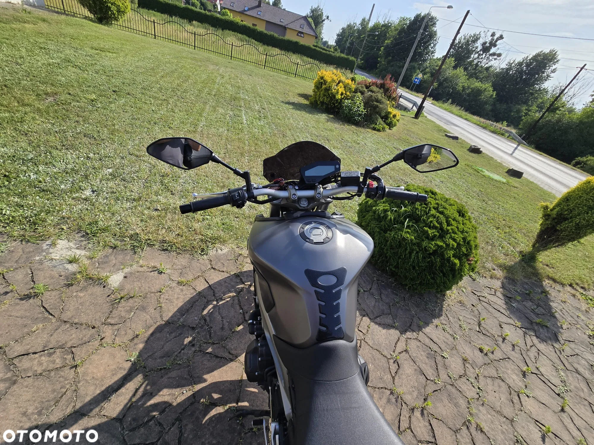 Yamaha MT - 10