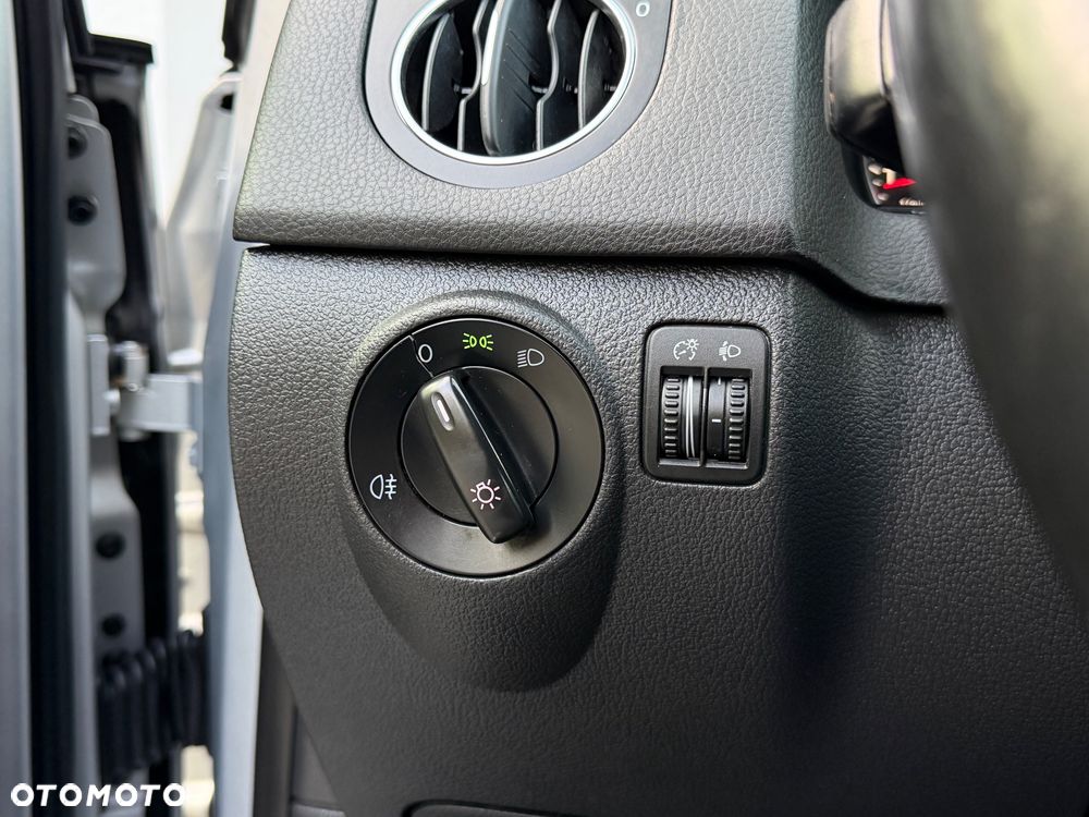 Volkswagen Golf Plus - 16