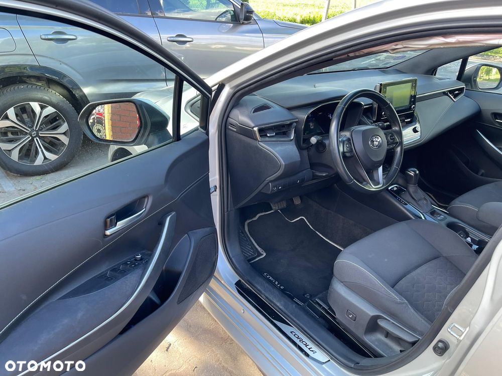 Toyota Corolla 2.0 Comfort - 21