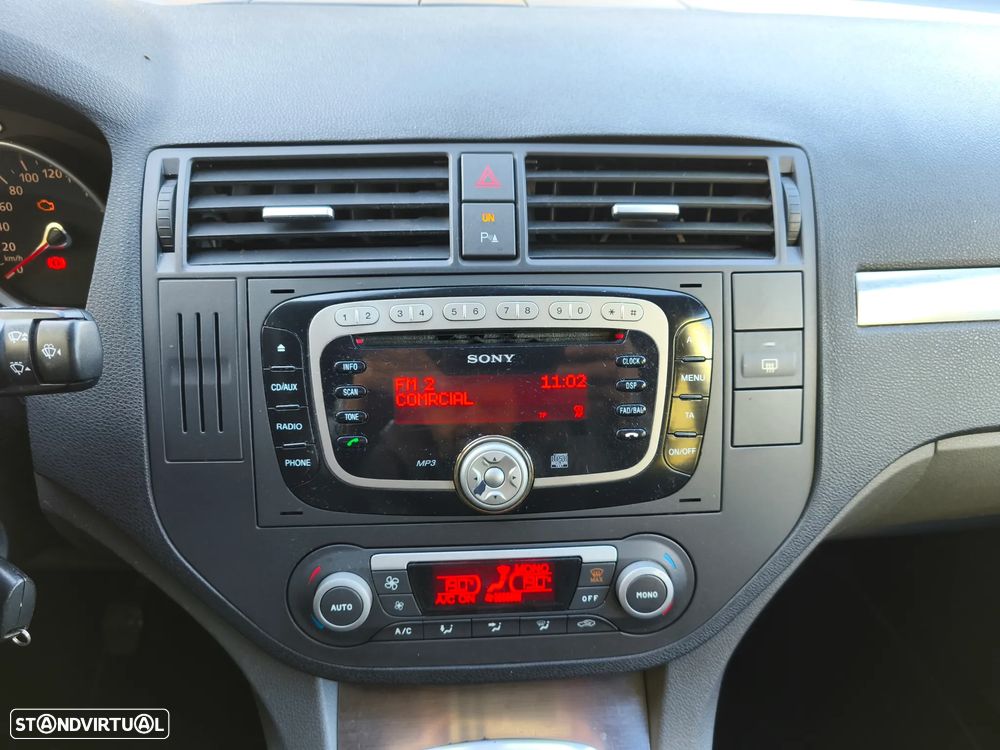 Ford C-Max 1.6 TDCi Titanium - 24