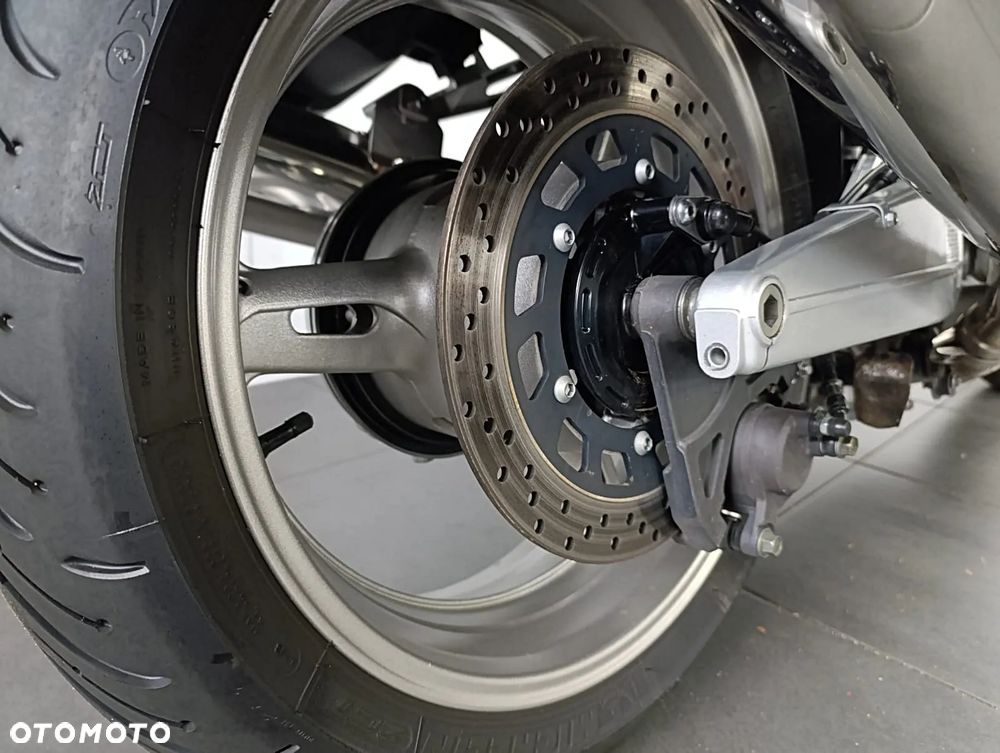 Yamaha FJR - 18