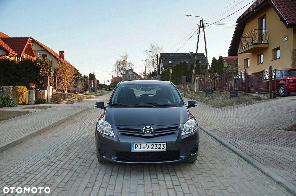 Toyota Auris 1.33 VVT-i - 9