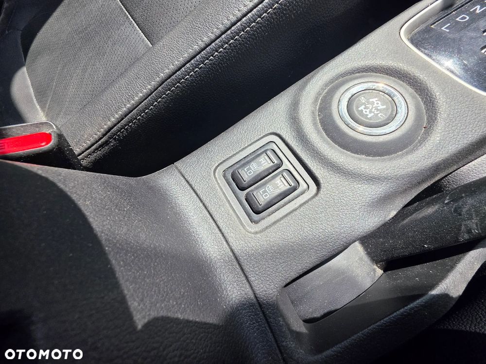 Mitsubishi Outlander - 17