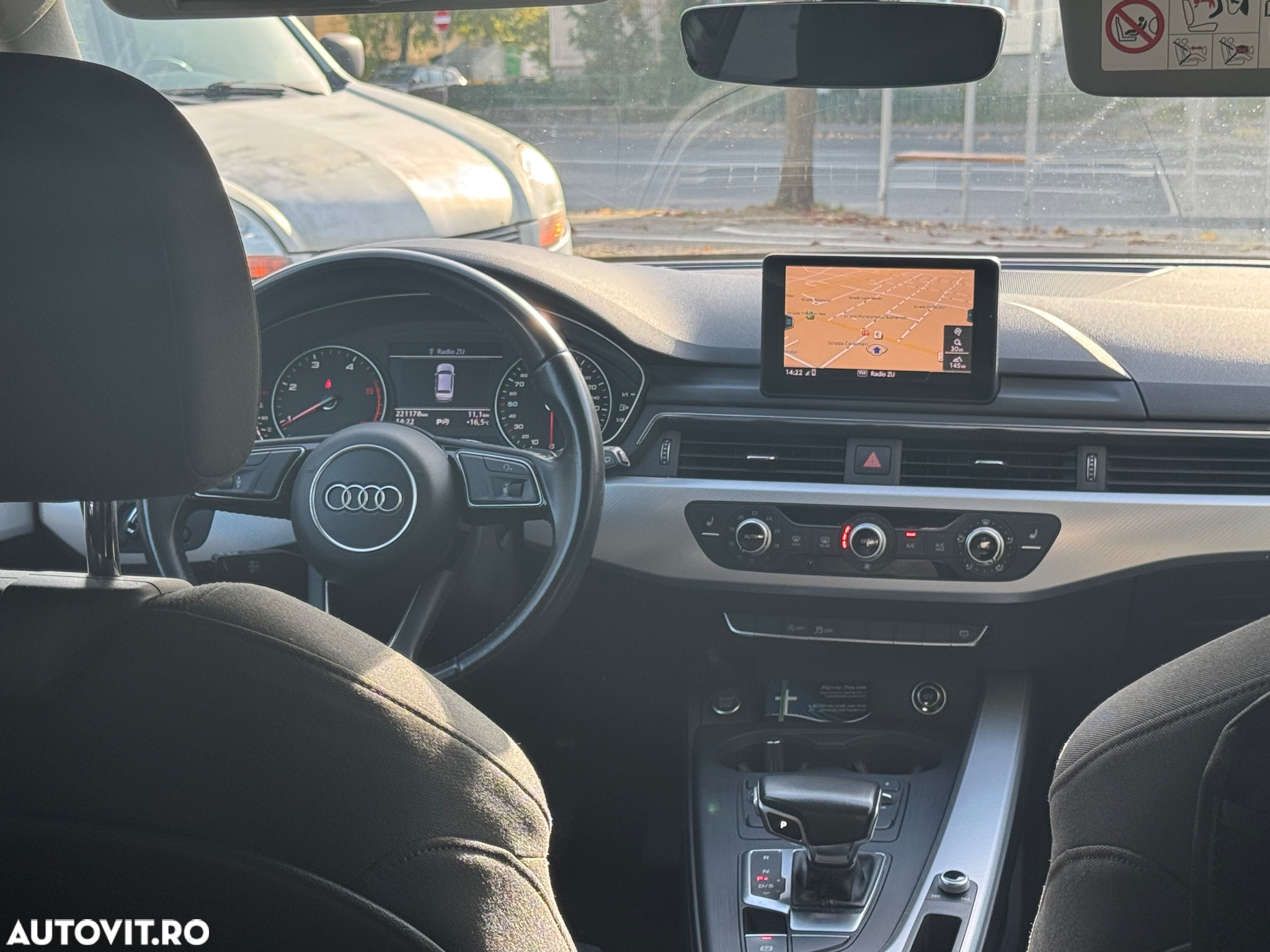 Audi A4 Avant 2.0 TDI S tronic Design - 11