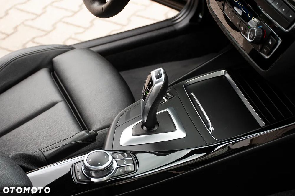 BMW Seria 1 116d EfficientDynamics Edition Sport Line - 22