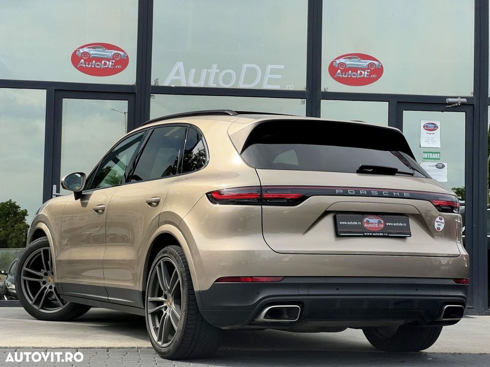 Porsche Cayenne - 3