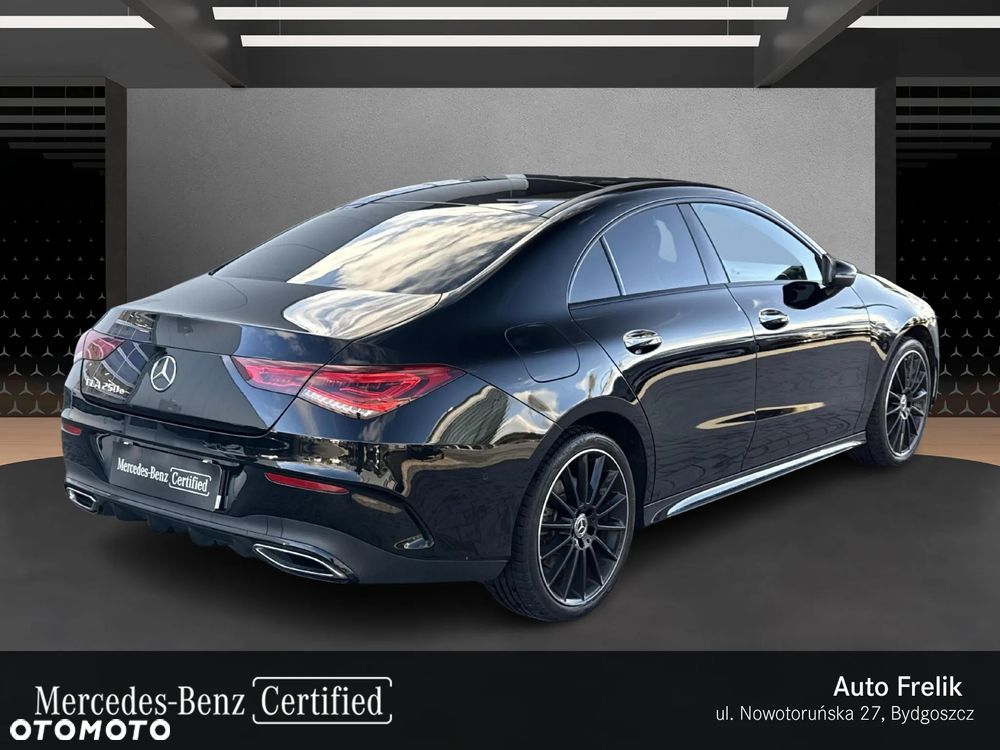 Mercedes-Benz CLA 250 E AMG Line 8G-DCT - 5