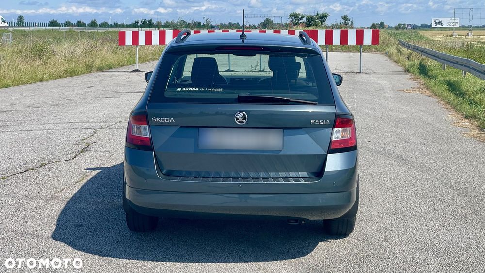 Skoda Fabia 1.0 TSI Style - 4