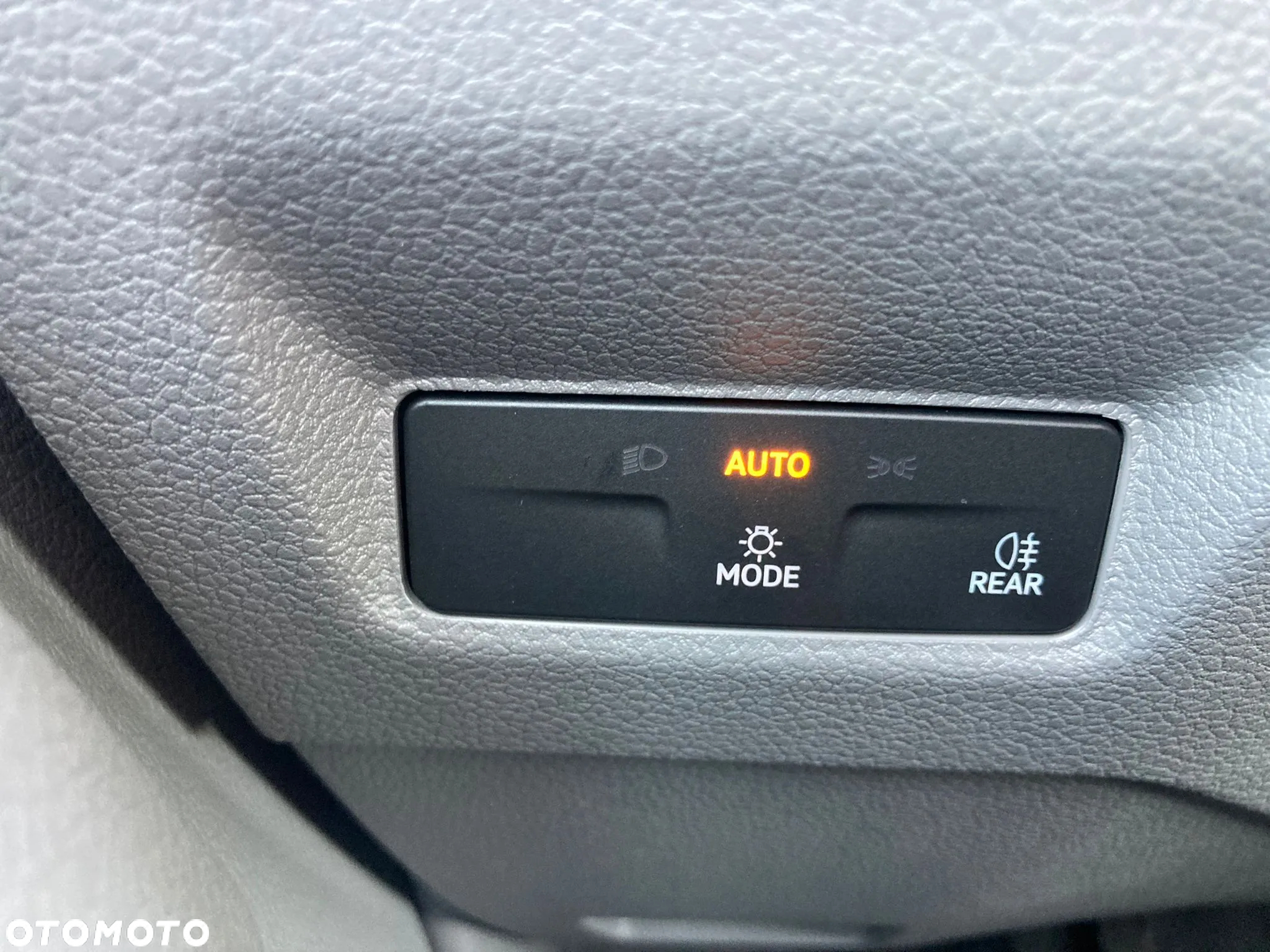 Volkswagen CRAFTER - 16