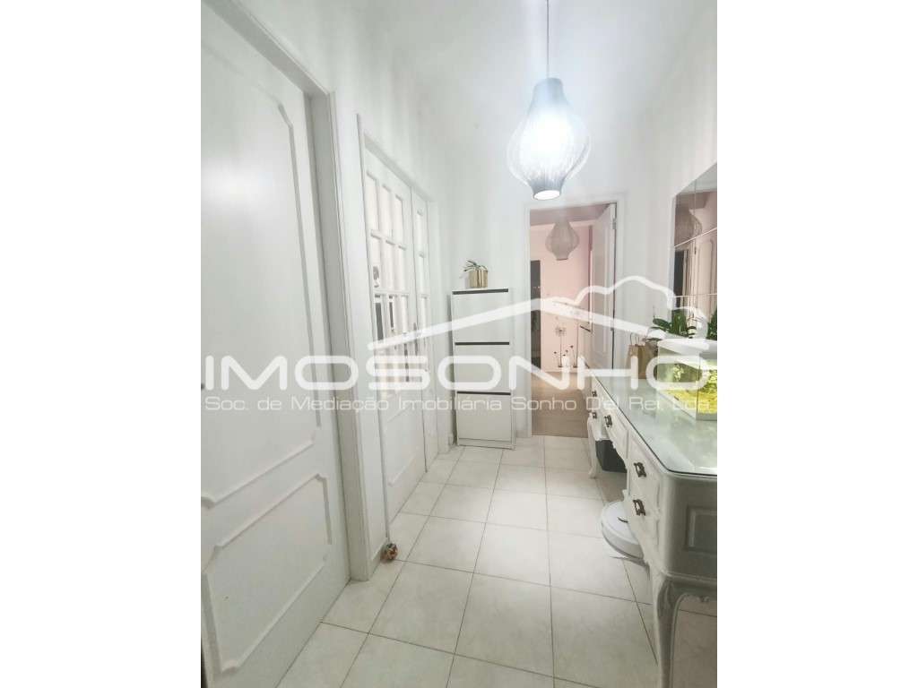 Apartamento T2 - Grande imagem: 2/15