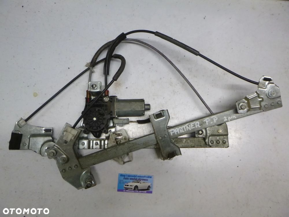 PODNOŚNIK SZYBY PRAWY PRZÓD 2 PIN PEUGEOT PARTNER I  2006r  0130821762 - 1