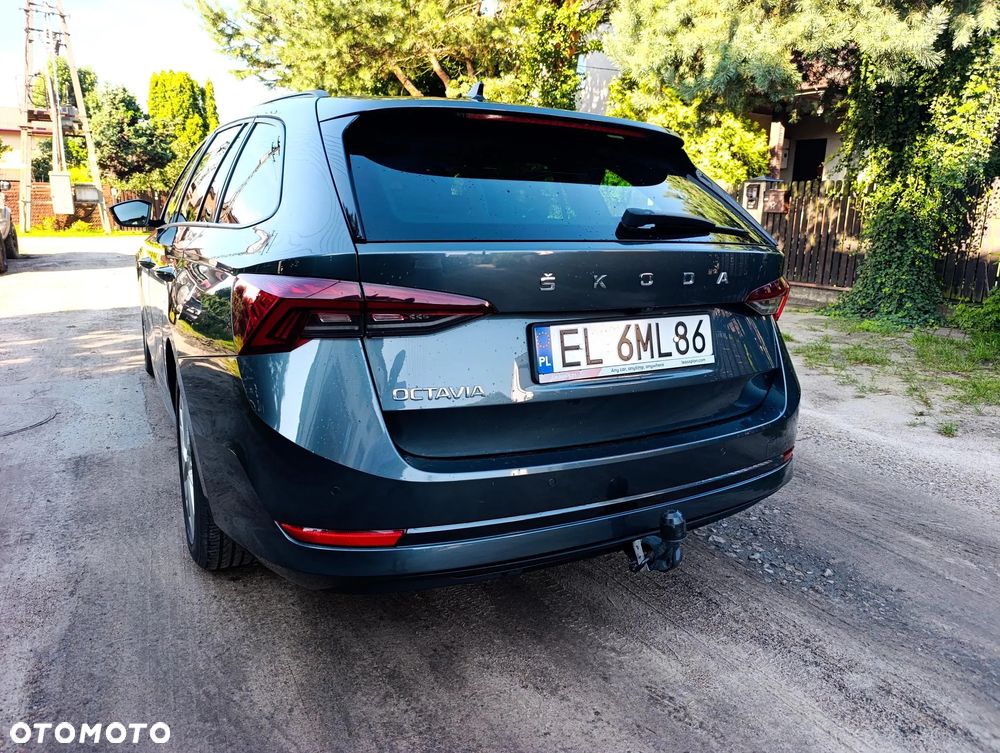 Skoda Octavia 2.0 TDI Ambition DSG - 2