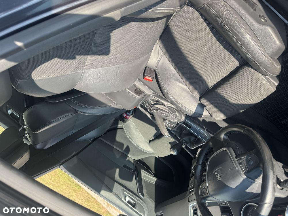 Peugeot 508 - 8